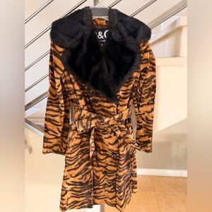 Vintage Dolce & GABBANA elegant sexy Black and Brown Tiger Print Coat